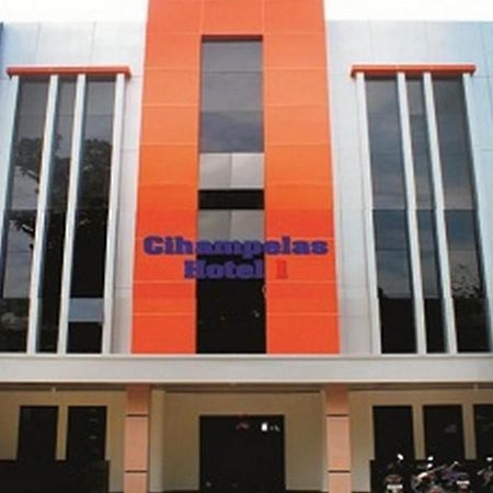 Hotel Cihampelas 1 Bandung Bagian luar foto