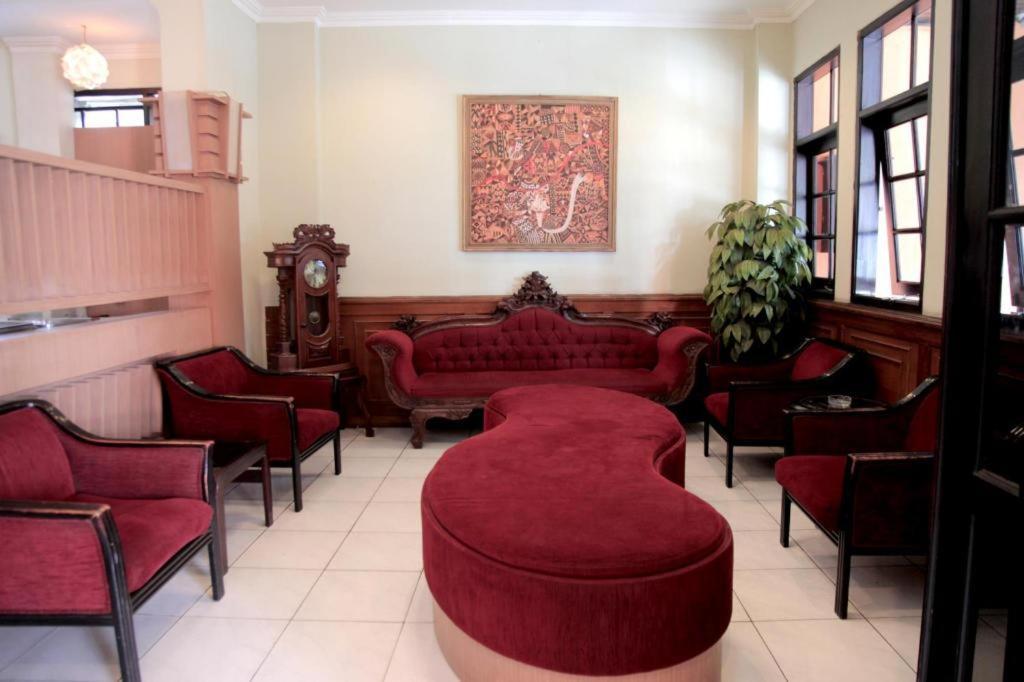 Hotel Cihampelas 1 Bandung Bagian luar foto