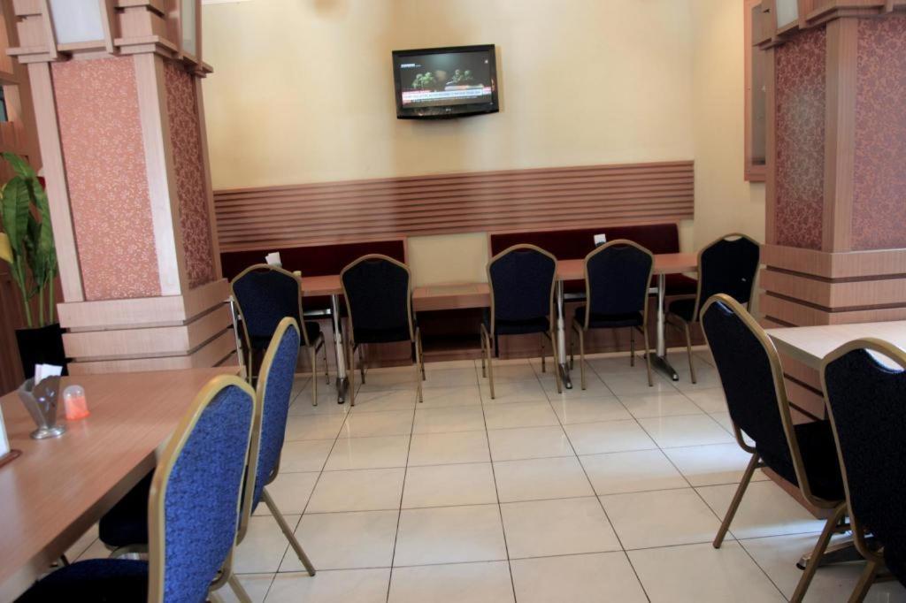 Hotel Cihampelas 1 Bandung Bagian luar foto