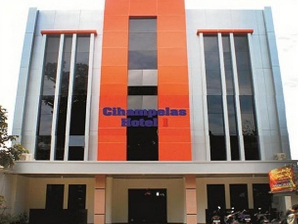 Hotel Cihampelas 1 Bandung Bagian luar foto