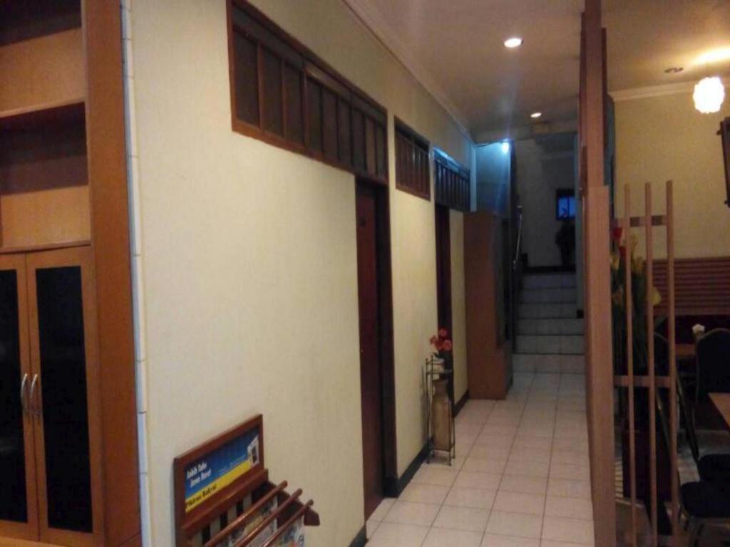 Hotel Cihampelas 1 Bandung Bagian luar foto