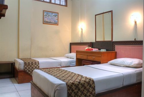 Hotel Cihampelas 1 Bandung Bagian luar foto